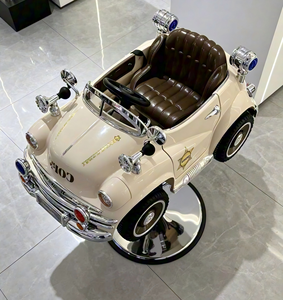 Fauteuil de coiffure pour enfant en forme de voiture de police vintage ludique et attrayante avec levage hydraulique pour la <span class=keywords><strong>coupe</strong></span> de <span class=keywords><strong>cheveux</strong></span> des tout-petits - Product Image 1