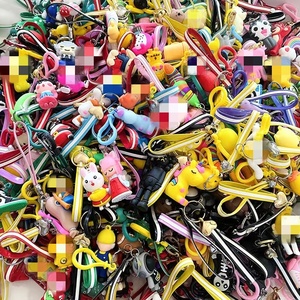 Nhà Máy Cung Cấp Giá Rẻ <span class=keywords><strong>Keychain</strong></span> Dễ Thương Phong Cách Anime 3D Mềm Cao Su Móc Khóa Silicone <span class=keywords><strong>PVC</strong></span> Keyring Cá Nhân 3D Tùy Chỉnh <span class=keywords><strong>Keychain</strong></span> - Product Image 5