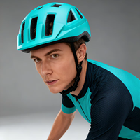 Léger Durable Résistant Aux Chocs PC Matériel Vente Chaude Lumière Respirant Montagne Cyclisme Route Équitation Vélo Casque De Sécurité