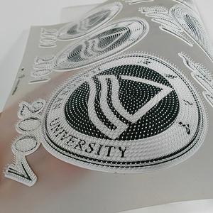 3D loại bàn chải Silicone quần áo nhãn truyền nhiệt nâng lên hiệu ứng bàn chải đánh răng Logo vá silicon chấm truyền nhiệt Vinyl Sticker - Product Image 1