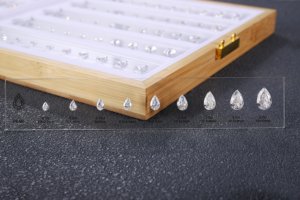 Kit d'outils de sélection de diamants pour bijoux, 10 formes, tableau de référence de 90 tailles, tableau de comparaison de zircone cubique CZ à taille de glace pilée - Product Image 3