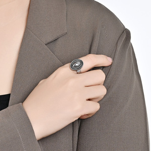 yunnique Retro Geometric <b>Titanium</b> Steel <b>Ring</b> For Women Mirror Oval Index Finger Party Jewelry Gold <b>Black</b> Steel - Product Image 2