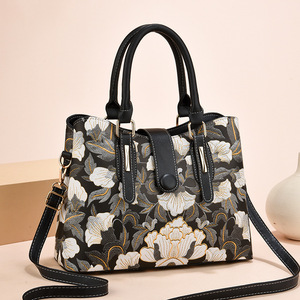 Nuevos Bolsos de Hombro de Cuero para Mujer, Bolsos de Mano Vintage Retro con Grabado, Bolso Clutch para Dama - Product Image 2