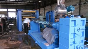 <span class=keywords><strong>Yanfeng</strong></span> a développé une ligne d'extrusion de fil plat à grande vitesse PP HDPE LLDPE extrudeuse de fil plat en plastique pour sac tissé en PP - Product Image 4