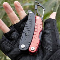 Pince multifonction professionnelle 11-en-1 en acier inoxydable avec couteau de poche pour le camping et la chasse