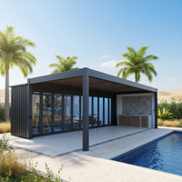 Pergola autoportante Sweet Home en aluminium thermolaqué avec toit rétractable motorisé et persiennes latérales pour jardinage extérieur