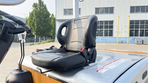 Carrello Elevatore Elettrico NIMBUS Nuovo Modello <span class=keywords><strong>5</strong></span> Tonnellate con Posizionatore Forche Opzionale, Sedile Ammortizzato, per Trasferimento Merci in Parcheggio - Product Image 5