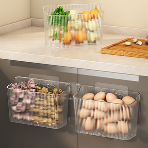 Boîte de rangement suspendue pour la prospérité familiale, conteneur alimentaire rectangulaire en plastique pour réfrigérateur de cuisine avec fonction de drainage - Product Image 1