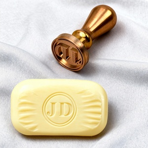 Sello de Latón Personalizado Premium para Jabón - Molde de Grabado Duradero para Marcar Jabones - Product Image 5