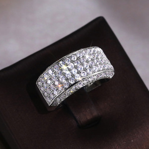 Anello a Mezza Fascia con Accenti per Uomo e Donna, Stile Lussuoso, Audace, alla Moda, Accessorio da Dito per Feste, Regalo - Product Image 4