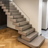 Fournisseur direct d'escaliers empilables en bois massif, fabricant dans le Jiangsu