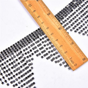 Argento nero triangolo strass rifilatura di nappa cucire su cristallo di vetro catena di metallo per abbigliamento da ballo vestito - Product Image 4