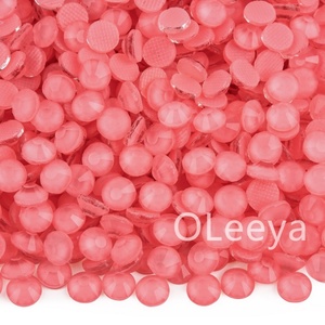 OLeeya Factory Wholesale High Quality Hotfix Crystals Candy Colors Iron on Rhinestones Glass Hot Fix Rhinestones for <b>Clothes</b> - Product Image 2