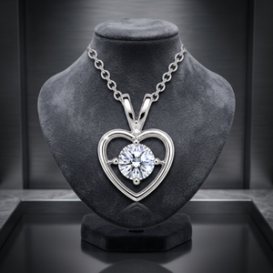 Collar con Colgante de Corazón de Plata de Ley 925 con Moissanita VVS, Hermoso Collar para Uso Diario de Mujer, Rakshita RE-MDP-02, Certificado por Terceros - Product Image 6