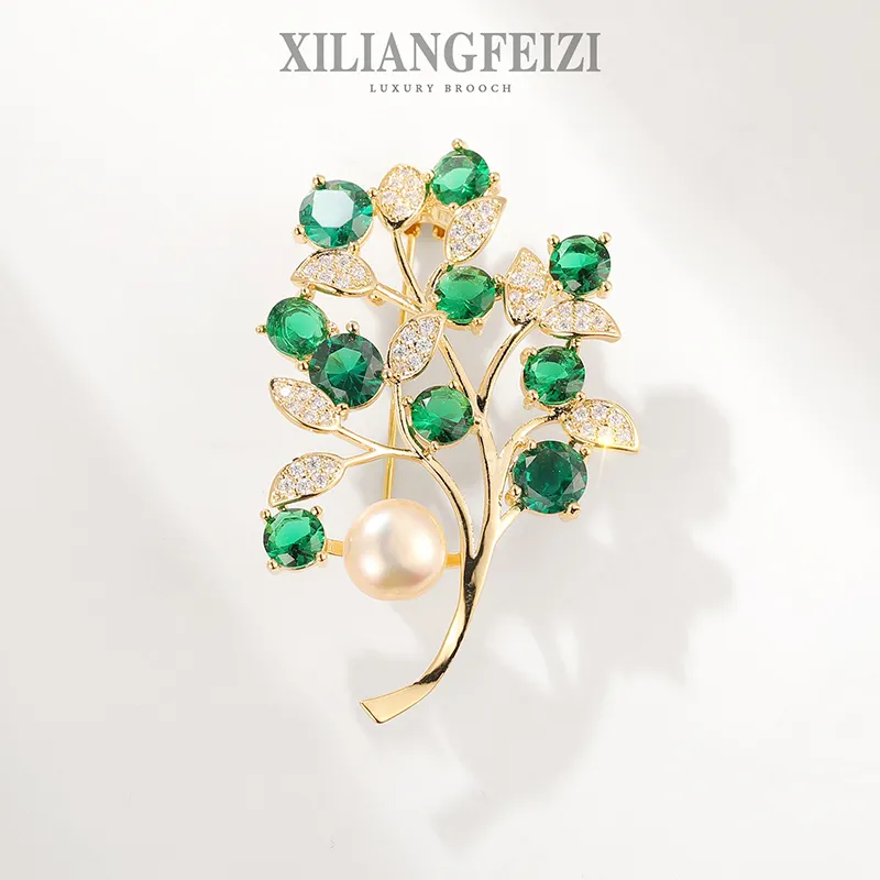 XILIANGFEIZI Luxury Customize Designer Natural Freshwater Pearl Green Zircon leaves Brooches