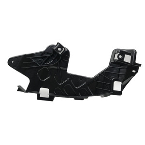 ขายึดปลายท่อไอเสีย Mercedes-Benz E-Class W212 รุ่น 2128854914 วัสดุ ABS สำหรับกันชนหลังด้านซ้ายและขวา - Product Image 3