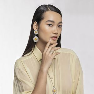 Anillo de Plata Pura con Ágata Azul y Diseño de Margarita para Mujer - Nuevo Estilo, de Alta Gama, Elegante, Marca Australiana, Popular en la Plataforma Redbook - Product Image 3