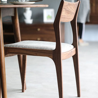Chaise à coussin en tissu de noyer de style scandinave moderne du milieu du siècle avec chaises d'appoint rembourrées