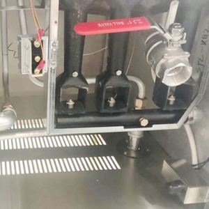 เครื่องทอดมันฝรั่งเชิงพาณิชย์ เครื่องทอดแบบจุ่มน้ำมันสำหรับอุตสาหกรรม ใช้แก๊ส พร้อมตู้เก็บของ ถังสแตนเลส 20 ลิตร ได้รับการรับรองมาตรฐาน CE ยี่ห้อ Kingbetter - Product Image 3