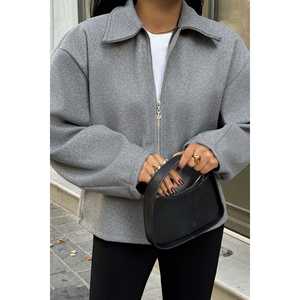 เสื้อแจ็คเก็ตมีลายตารางสำหรับผู้หญิงของ Gri - Product Image 2