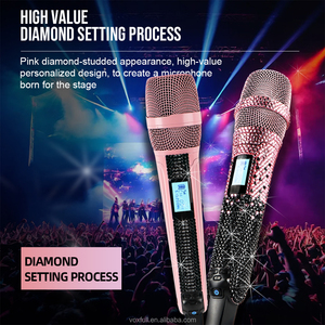 ไมโครโฟนไร้สาย VOXFULL SKM9100 รุ่น Bling ดีไซน์คริสตัลเพชร UHF สำหรับร้องเพลง ปาร์ตี้คาราโอเกะ และงานแสดงสด พร้อมหัวต่อ XLR - Product Image 6