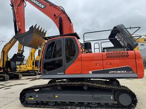 รถขุดตีนตะขาบ Doosan DX300LC-9C มือสอง ขนาด 30 ตัน เครื่องขุดไฮดรอลิกสำหรับงานก่อสร้างและงานดิน - Product Image 2