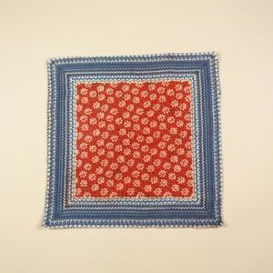 Bandana carrée en coton à imprimé floral pour femmes - Product Image 4