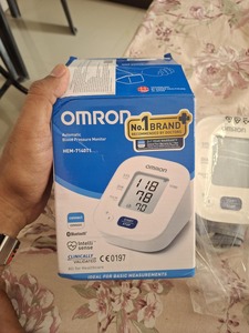 Monitor de Presión Arterial de Brazo Bluetooth <span class=keywords><strong>Omron</strong></span> <span class=keywords><strong>HEM</strong></span> 7140T1, Marca Recomendada por Médicos con Tecnología Japonesa, Guía de Colocación del Brazalete - Product Image 2