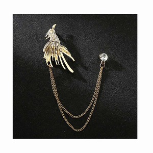 Date Designer Animal Volant Oiseau Elk Loup Tête Ours Aigle Dragon Chaîne Broche Broches Costume blazer Pierres Précieuses Strass Broches - Product Image 1