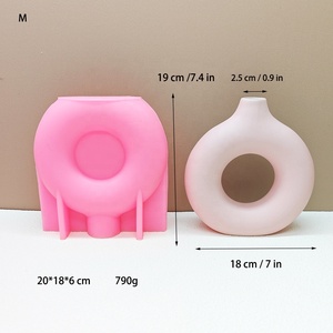 CARATTE 3 tamaños moderno minimalista hueco círculo maceta <span class=keywords><strong>molde</strong></span> de silicona nórdico Donut jarrones hormigón Cemen <span class=keywords><strong>molde</strong></span> <span class=keywords><strong>para</strong></span> decoración del hogar - Product Image 5