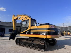 Excavadora CAT 320BL usada de buena calidad Horas bajas Bien mantenida Perfecta para construcción y trabajos en carretera - Product Image 3