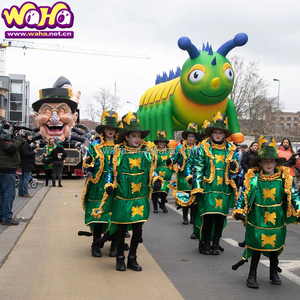 Modelo de Marioneta de Oruga Gigante Inflable Personalizada para Desfiles de Carnaval en Inflables Publicitarios - Product Image 1