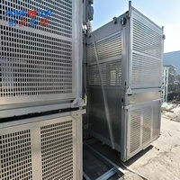Ascenseur de chantier compact en acier pour le transport de personnel et de marchandises sur façade de bâtiment, fabrication OEM en Chine