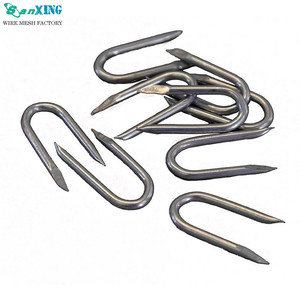 Clous en U galvanisés de 1 pouce pour la fixation du fil barbelé - Product Image 1