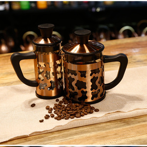 Cafetière à piston The Basin, 600cc, en verre résistant à la chaleur, pour la préparation du café et du thé - Product Image 5
