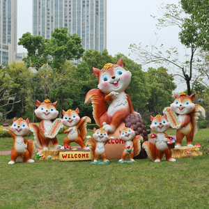 Decoración de jardín al aire libre, escultura de ardilla de dibujos animados, adornos de animales de resina para jardín de infantes, arquitectura de paisaje de fibra de vidrio para césped - Product Image 3