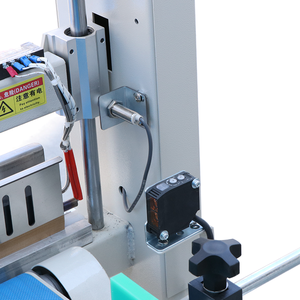 Machine d'emballage automatique <span class=keywords><strong>de</strong></span> film rétractable pour bouteilles en PET/bouteilles <span class=keywords><strong>de</strong></span> bière en verre vides/bouteilles <span class=keywords><strong>de</strong></span> <span class=keywords><strong>vin</strong></span>/boîtes/boissons - Product Image 5