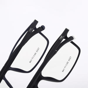 Montures de lunettes de sport Tr90 légères au design quadrilatéral avec verres en résine pour usage actif, fabriquées à Danyang - Product Image 1