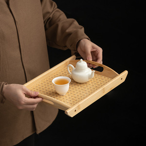 Plateau à thé en bambou avec design tapis pour le service et la présentation du thé 30x20cm - Product Image 1