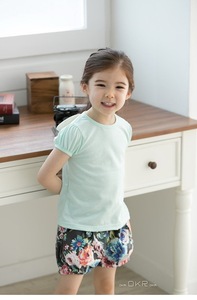 ขายส่งเสื้อยืดเด็กผู้หญิงแบบเรียบง่าย ลายปีกหลัง สำหรับเด็กอายุ 2-6 ปี ซื้อขายออนไลน์ - Product Image 3