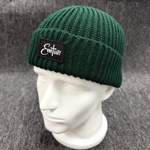 Chapeau d'hiver en acrylique avec logo brodé personnalisé, étiquette privée, patch en cuir, bonnet en tricot à revers, unisexe - Product Image 2