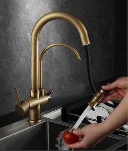 Antico due tubi estraibile montaggio a ponte <span class=keywords><strong>rubinetto</strong></span> del bacino miscelatore <span class=keywords><strong>acqua</strong></span> purificata <span class=keywords><strong>rubinetto</strong></span> finitura rame lavandino del bagno <span class=keywords><strong>acqua</strong></span> fredda calda AF0759 - Product Image 3