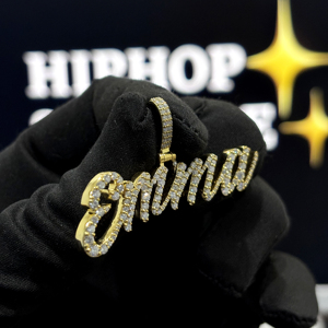 Colgante Personalizado HIPHOP SPARKLE con Nombre Emma, Plata de Ley 925, Chapado en Oro, Moissanita VVS, Collar con Letras Escritas Estilo Hip Hop - Product Image 2