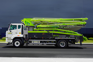 รถปั๊มคอนกรีตยี่ห้อซูมไลออน รุ่น ZLJ5461THBJF 62X-6RZ ขนาด 62 เมตร ประสิทธิภาพสูง ติดตั้งบนรถบรรทุก - Product Image 2