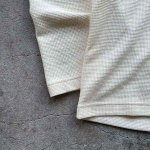 Top T <strong>Shirts</strong> Manufacture Luxury Men's 300 Gsm Waffle Knit Oversized Custom Streetwear <strong>White</strong> Vintage Long Sleeve T-<strong>Shirt</strong> - Product Image 2