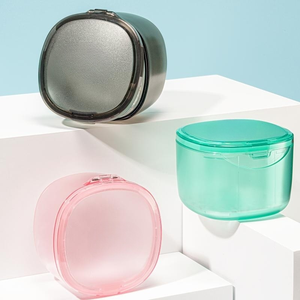 กล่องยึดฟันปลอมพลาสติกใส่ของแบบมองไม่เห็นโลโก้ที่กำหนดเอง - Product Image 4