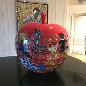 Decoración del hogar resina pintura personalizada <span class=keywords><strong>scrawl</strong></span> de fibra de vidrio Manzana Grande escultura - Product Image 2