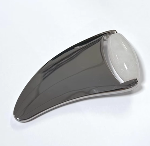 Rouleau de jade et Gua Sha 2-en-1 : Outil de massage facial, nouveauté pour les soins de la peau - Product Image 2