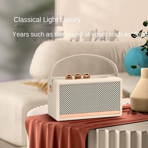 Cổ Điển Mini Cắm Walkman Âm Nhạc Máy Nghe Nhạc Với Super Bass Xách Tay Cho Bluetooth Đảng Loa RGB LED Chiếu Sáng Pin Powered - Product Image 2