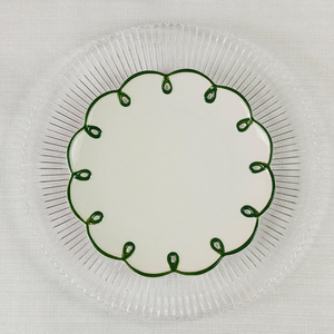 Plato <span class=keywords><strong>de</strong></span> Cerámica con Diseño Floral Único, Multiusos para Servir <span class=keywords><strong>y</strong></span> Regalar, Elegante <span class=keywords><strong>Vajilla</strong></span> para la Mesa <span class=keywords><strong>de</strong></span> la Cocina del Hogar - Product Image 1
